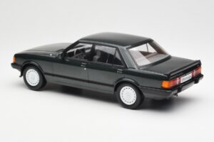 Ford Granada Mk2 2.8 Injection Dark Green MCG 1:18 MCG18263 Diecast - image 5 of 6
