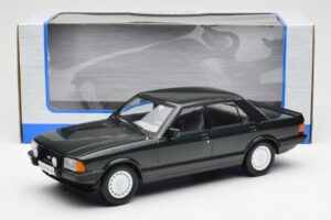 Ford Granada Mk2 2.8 Injection Dark Green MCG 1:18 MCG18263 Diecast - image 6 of 6