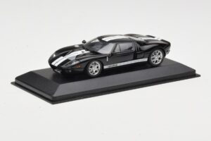 Ford GT Black Minichamps 1:43 400084204 Diecast - image 2 of 4