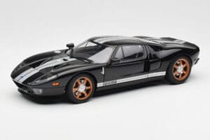 Ford GT Black With White Stripes AUTOart 1:18 73023 Diecast