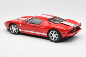 Ford GT Red AUTOart 1:18 73021 Diecast - image 7 of 8