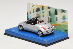 Ford Ka Cabriolet Silver Minichamps 1:43 403086434 Diecast - image 3 of 4