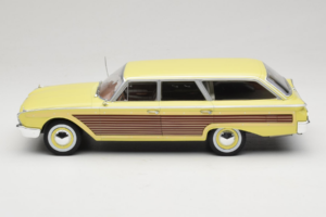 Ford Country Squire Yellow MCG 1:18 MCG18048 Diecast - image 3 of 6