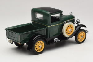 Ford Model A Pickup Valley Green Motor City 1:18 40003 Diecast - image 3 of 8