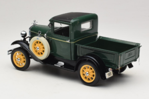 Ford Model A Pickup Valley Green Motor City 1:18 40003 Diecast - image 7 of 8