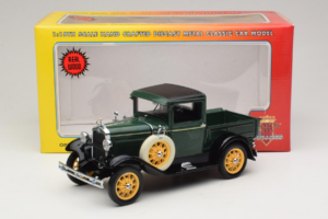Ford Model A Pickup Valley Green Motor City 1:18 40003 Diecast - image 8 of 8