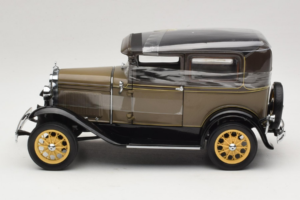 Ford Model A Tudor Chicle Drab Motor City 1:18 41003 Diecast - image 3 of 6