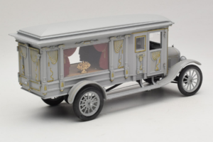 Ford Model T Ornate Carved Hearse Precision Miniatures 1:18 PMSC-07G Diecast - image 3 of 8