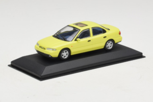 Ford Mondeo Mk1 Citrus Yellow Minichamps 1:43 MIN0821001 Diecast - image 2 of 4
