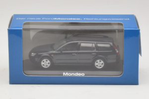 Ford Mondeo Mk3 Touring Black Minichamps 1:43 MONDEO003 Diecast - image 4 of 4