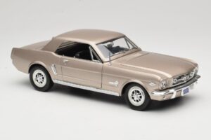 Ford Mustang 1964 1/2 Silver Mira 1:18 6127 Diecast - image 6 of 8