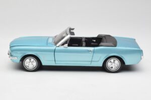 Ford Mustang Convertible Arcadian Blue Revell 1:18 8832-F1 Diecast - image 4 of 8