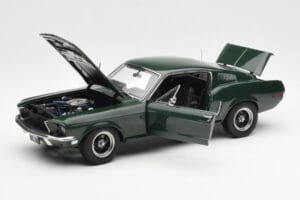 Ford Mustang GT Bullitt Green AUTOart 1:18 72812 Diecast - image 2 of 8