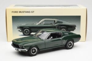 Ford Mustang GT Bullitt Green AUTOart 1:18 72812 Diecast - image 8 of 8