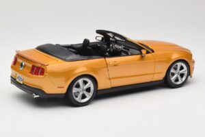 Ford Mustang GT S197 Convertible Gold Maisto 1:18 31158 Diecast - image 2 of 7