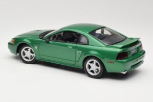 Ford Mustang GT SN95 Green Maisto 1:18 50326 Diecast - image 7 of 8