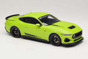 Ford Mustang RTR Spec 3 Yellow GT Spirit 1:18 GT565 Resin - image 4 of 6