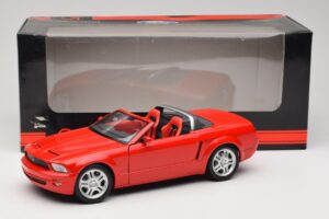 Ford Mustang S197 GT Convertible Red Beanstalk Group 1:18 FOR10016R Diecast - image 8 of 8
