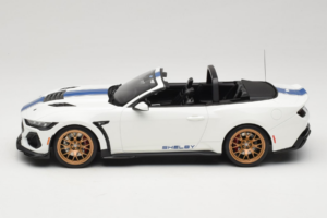 Ford Mustang S650 Shelby Super Snake Oxford White GT Spirit 1:18 GT572 Resin - image 3 of 6