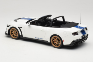 Ford Mustang S650 Shelby Super Snake Oxford White GT Spirit 1:18 GT572 Resin - image 5 of 6