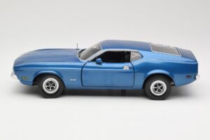 Ford Mustang SportsRoof Blue Sun Star 1:18 3612 Diecast - image 4 of 8
