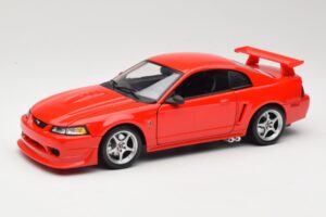 Ford Mustang SVT Cobra R SN95 Red Maisto 1:18 531872 Diecast