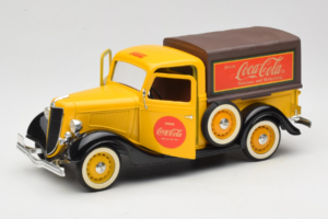 Ford Pick Up Michelin Solido 1:18 8024 Diecast - image 2 of 8