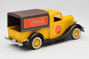 Ford Pick Up Michelin Solido 1:18 8024 Diecast - image 3 of 8
