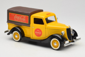 Ford Pick Up Michelin Solido 1:18 8024 Diecast - image 6 of 8
