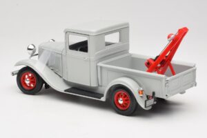 Ford Pick-Up Wrecker Grey Road Signature 1:18 92257 Diecast - image 7 of 8