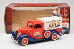 Ford Pickup Truck Pepsi-Cola Solido 1:18 99053 Diecast - image 8 of 8