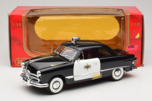 Ford Police Car Anson 1:18 6254 Diecast - image 6 of 6