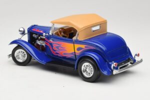 Ford Roadster Street Rod Blue with Fire Road Signature 1:18 92249 Diecast - image 7 of 8