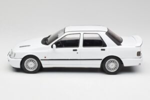 Ford Sierra RS Cosworth 4x4 White MCG 1:18 MCG18353 Diecast - image 3 of 6
