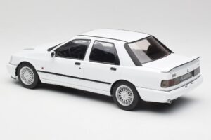 Ford Sierra RS Cosworth 4x4 White MCG 1:18 MCG18353 Diecast - image 5 of 6