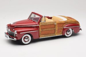 Ford Sportsman Red Road Signature 1:18 20048 Diecast