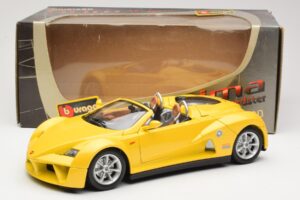 Giugiaro Prima Speedster Yellow Bburago 1:18 33334013 Diecast - image 8 of 8