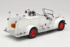 GMC Firetruck White Road Signature 1:18 20068 Diecast - image 3 of 9