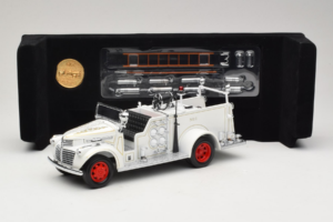 GMC Firetruck White Road Signature 1:18 20068 Diecast - image 8 of 9