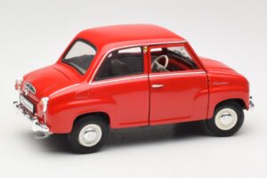 Goggomobil T 250 Red Revell 1:18 8952 Diecast - image 2 of 7