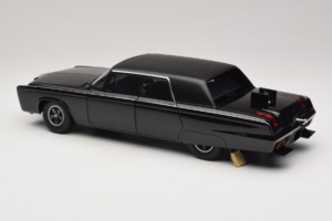 Chrysler Imperial Black Beauty Green Hornet TV Series AUTOart 1:18 71546 Diecast - image 7 of 8