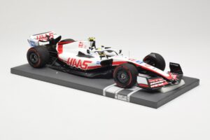 Haas VF-22 #47 M. Schumacher Bahrain GP 2022 Minichamps 1:18 117220147 Diecast - image 4 of 6