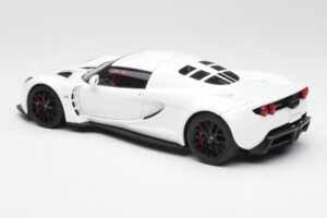 Hennessey Venom GT White AUTOart 1:18 75404 Diecast - image 7 of 8