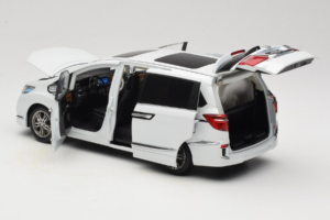 Honda Elysion White OEM 1:18 430056 Diecast - image 5 of 8