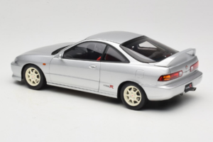 Honda Integra Type R DC2 Pre-Facelift Vogue Silver Metallic MotorHelix 1:18 M85202 Diecast - image 7 of 8