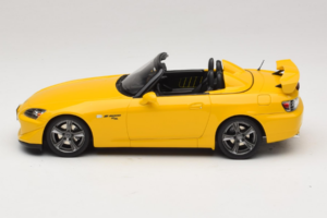 Honda S2000 AP2 CR New Indy Yellow Pearl Otto 1:18 OT1231 Resin - image 3 of 6
