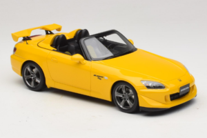 Honda S2000 AP2 CR New Indy Yellow Pearl Otto 1:18 OT1231 Resin - image 4 of 6