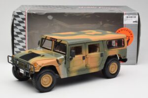 Hummer H1 Station Wagon Military Maisto 1:18 56049 Diecast - image 8 of 8
