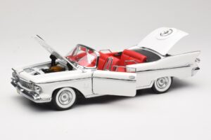 Imperial Crown Convertible White Road Signature 1:18 20138 Diecast - image 2 of 8