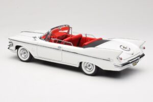 Imperial Crown Convertible White Road Signature 1:18 20138 Diecast - image 7 of 8